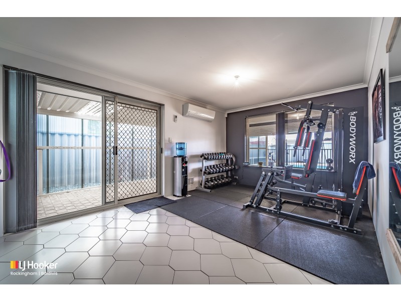 3 Traine Close, Waikiki WA 6169