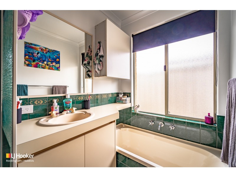 3 Traine Close, Waikiki WA 6169