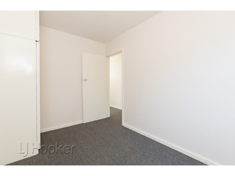 4/4 Minchinson Street, Shoalwater WA 6169