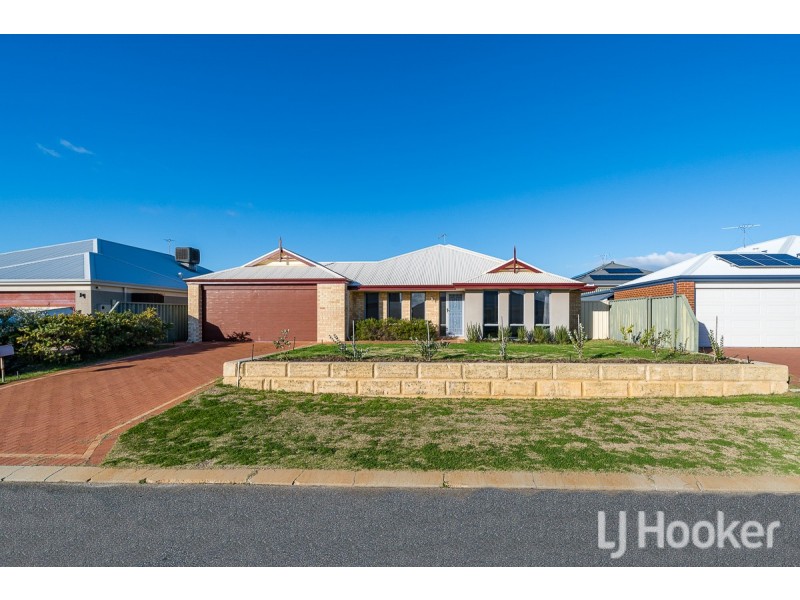 42 Clearwater Way, Singleton WA 6175