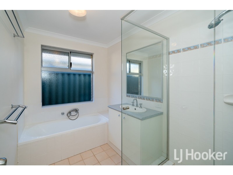 42 Clearwater Way, Singleton WA 6175