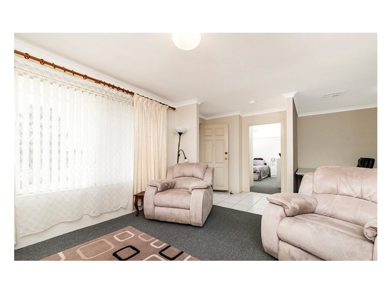 13 Woodbridge Drive, Cooloongup WA 6168