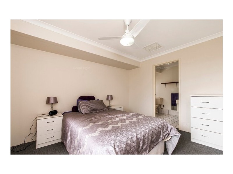 13 Woodbridge Drive, Cooloongup WA 6168