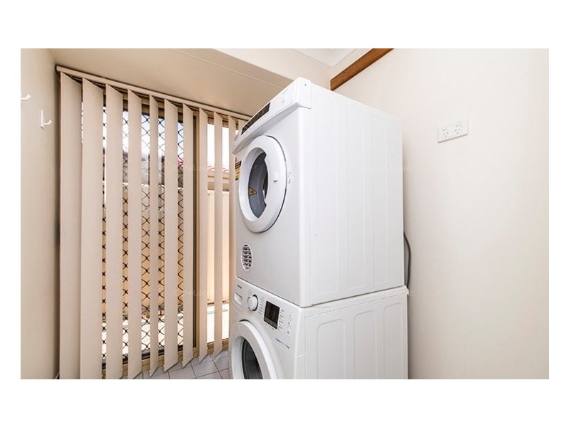 13 Woodbridge Drive, Cooloongup WA 6168