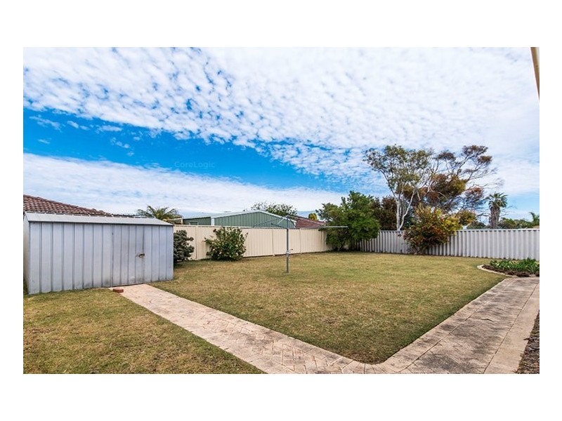 13 Woodbridge Drive, Cooloongup WA 6168