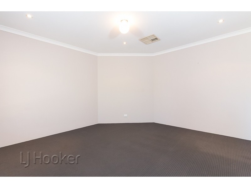 4 Carpentaria Drive, Port Kennedy WA 6172