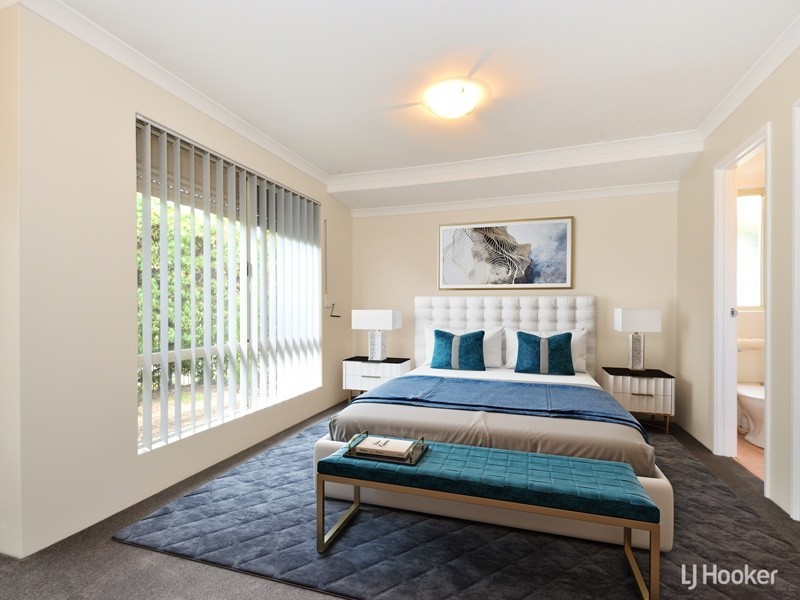 10 Porto Novo Mews, Secret Harbour WA 6173