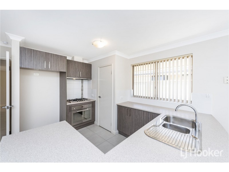 9 D’Arcole Turn, Secret Harbour WA 6173