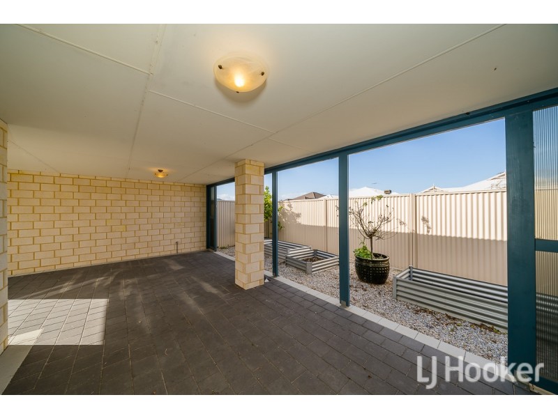 21 Arnside Bend, Waikiki WA 6169