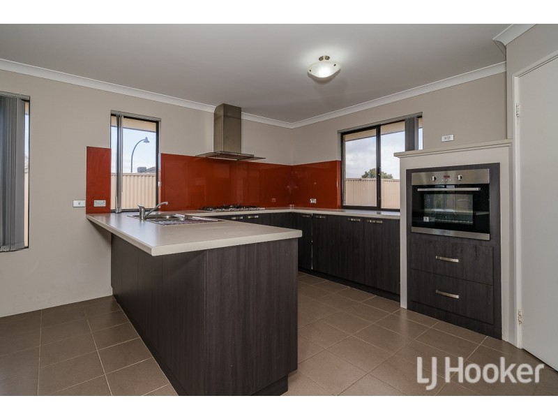 21 Arnside Bend, Waikiki WA 6169