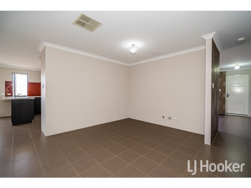 21 Arnside Bend, Waikiki WA 6169