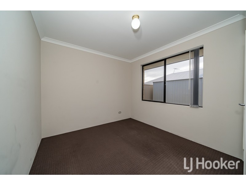21 Arnside Bend, Waikiki WA 6169