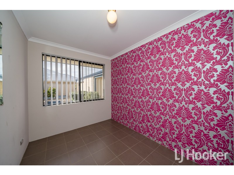 21 Arnside Bend, Waikiki WA 6169