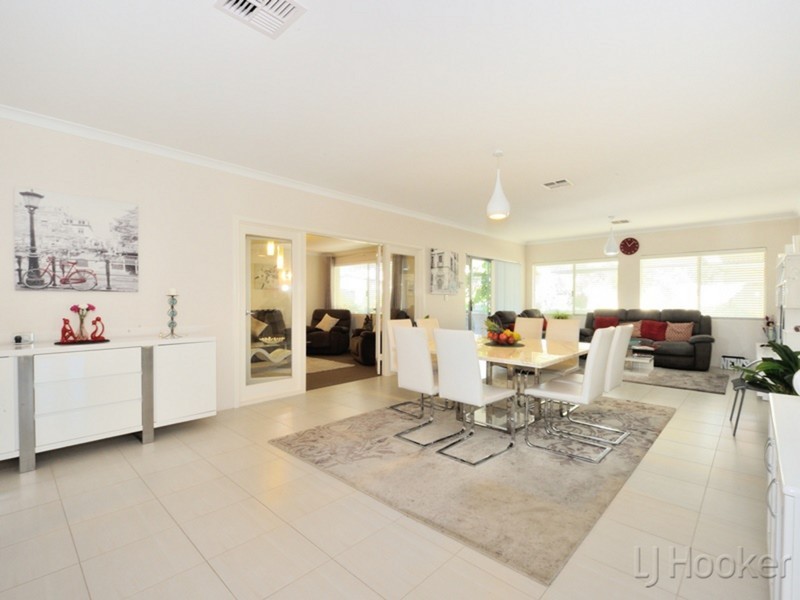 3 Orly Cove, Port Kennedy WA 6172