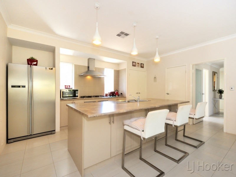 3 Orly Cove, Port Kennedy WA 6172