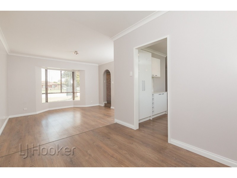 114 Simpson Avenue, Rockingham WA 6168