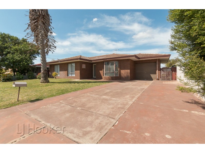 114 Simpson Avenue, Rockingham WA 6168