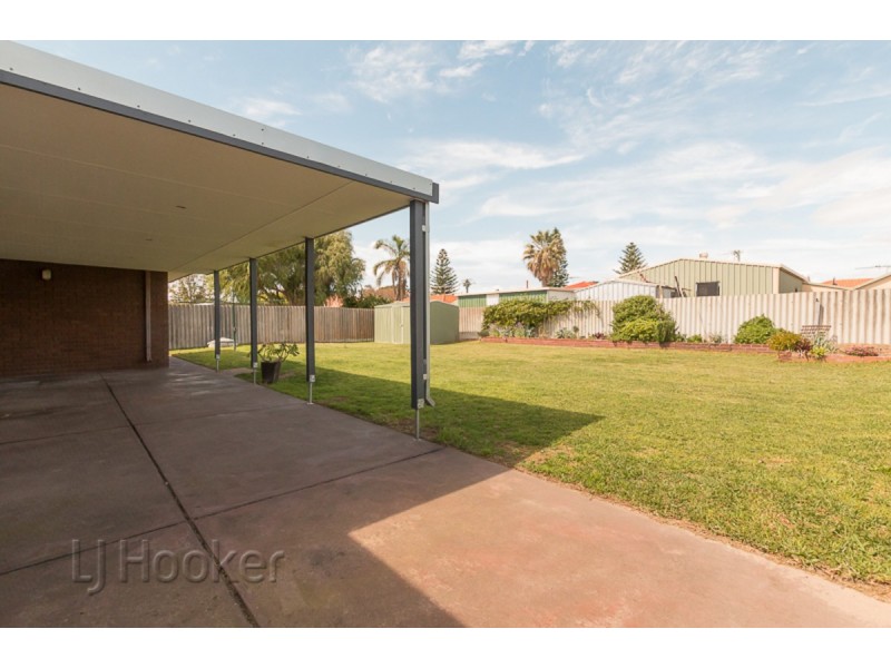 114 Simpson Avenue, Rockingham WA 6168