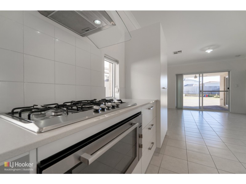 4A Shelton Street, Waikiki WA 6169