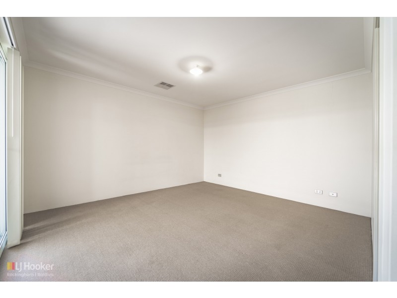 4A Shelton Street, Waikiki WA 6169