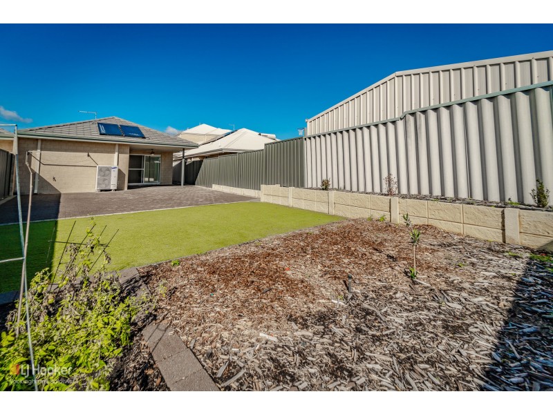 4A Shelton Street, Waikiki WA 6169