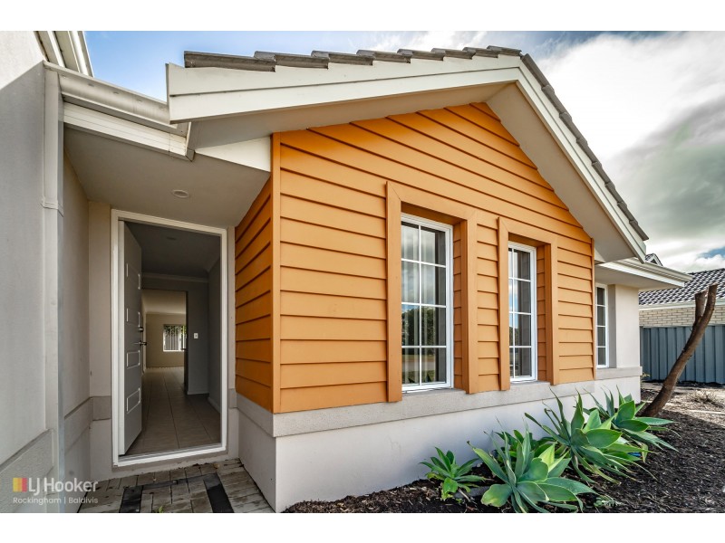 4A Sorelle Way, Port Kennedy WA 6172