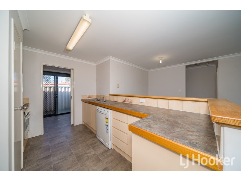7 Batavia Court, Port Kennedy WA 6172