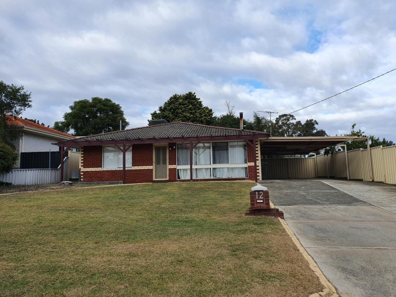 12 Madden Way, Parmelia WA 6167