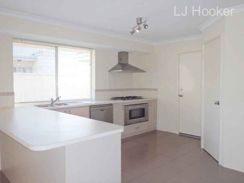 17 Waterview Way, Singleton WA 6175