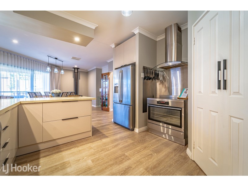 23 Lowlands Crescent, Secret Harbour WA 6173