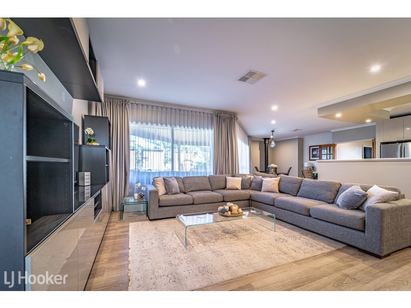 23 Lowlands Crescent, Secret Harbour WA 6173