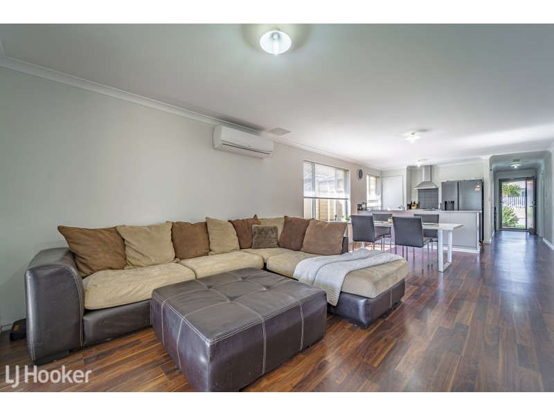 6 Yaramin Way, Golden Bay WA 6174