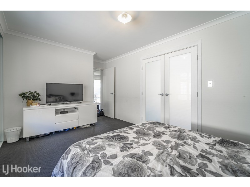 6 Yaramin Way, Golden Bay WA 6174