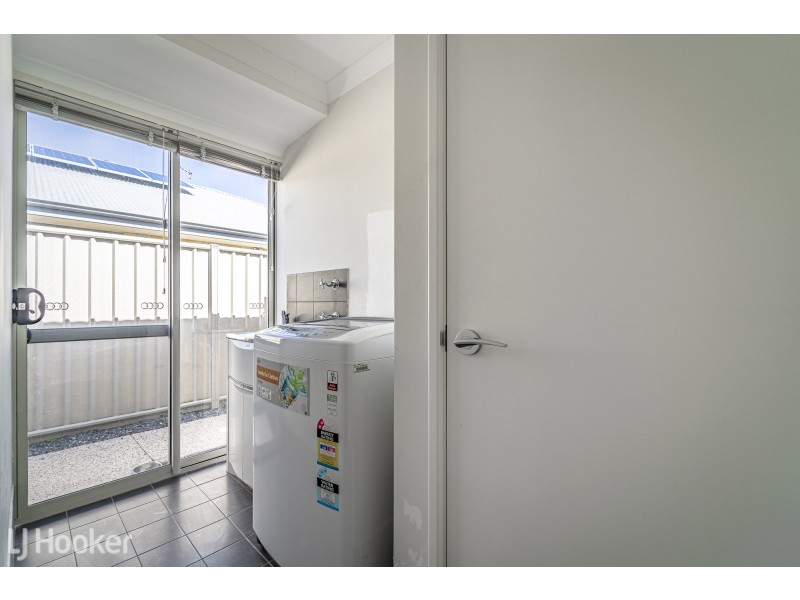 6 Yaramin Way, Golden Bay WA 6174