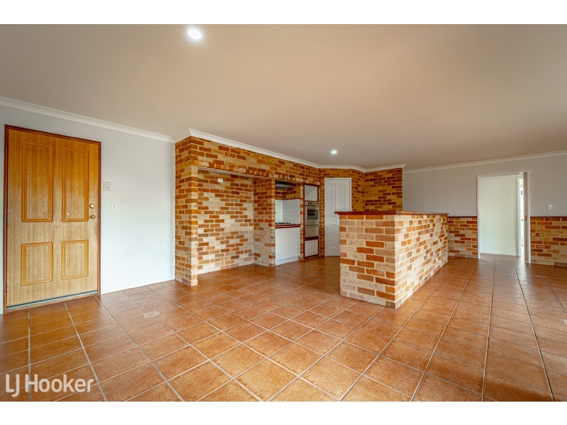 68 Chelmsford Avenue, Port Kennedy WA 6172