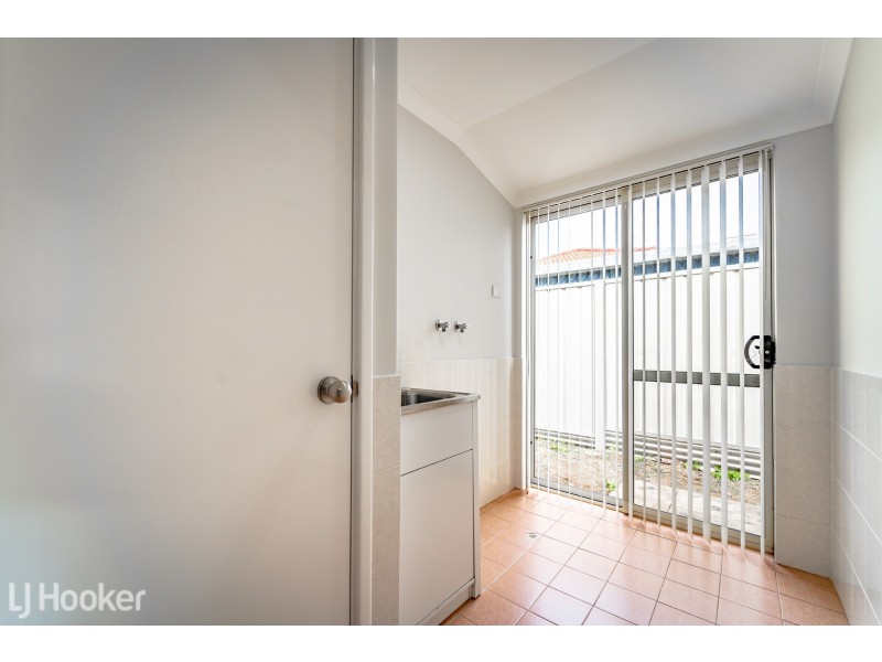 68 Chelmsford Avenue, Port Kennedy WA 6172