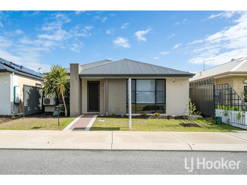 21 Flagship Avenue, Waikiki WA 6169