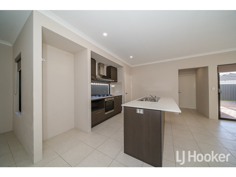 21 Flagship Avenue, Waikiki WA 6169