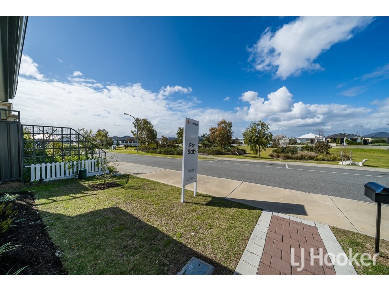 21 Flagship Avenue, Waikiki WA 6169