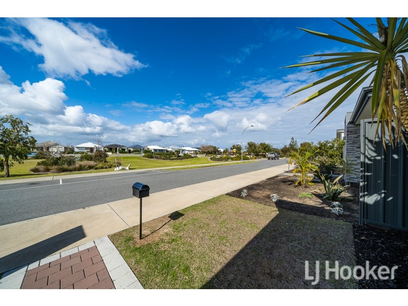 21 Flagship Avenue, Waikiki WA 6169