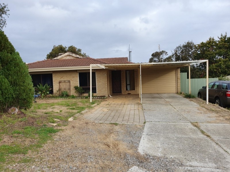 8 Blackboy Rise, Parmelia WA 6167