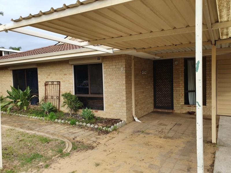 8 Blackboy Rise, Parmelia WA 6167