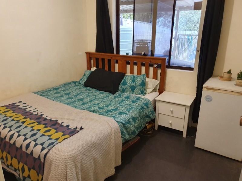 8 Blackboy Rise, Parmelia WA 6167