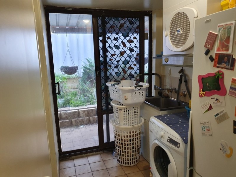 8 Blackboy Rise, Parmelia WA 6167