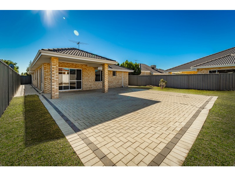 21 Fontainebleu Vista, Port Kennedy WA 6172