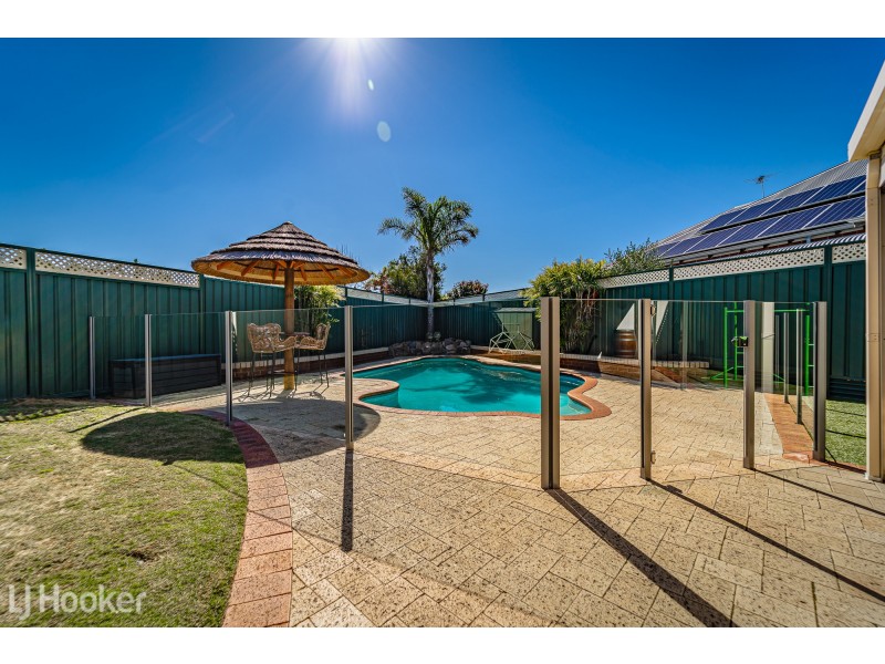 22 Bridgewater Court, Waikiki WA 6169