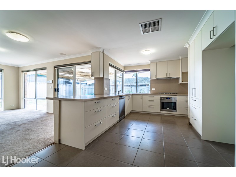 1 Elysee Court, Port Kennedy WA 6172