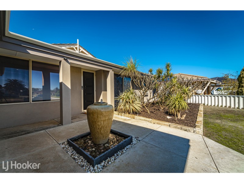 17 Cork Place, Warnbro WA 6169