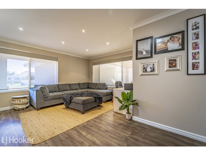 17 Cork Place, Warnbro WA 6169