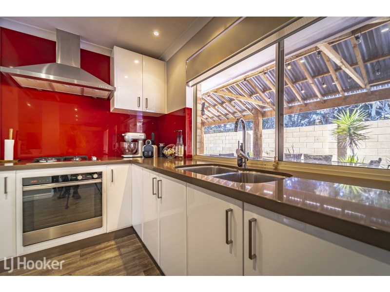 17 Cork Place, Warnbro WA 6169